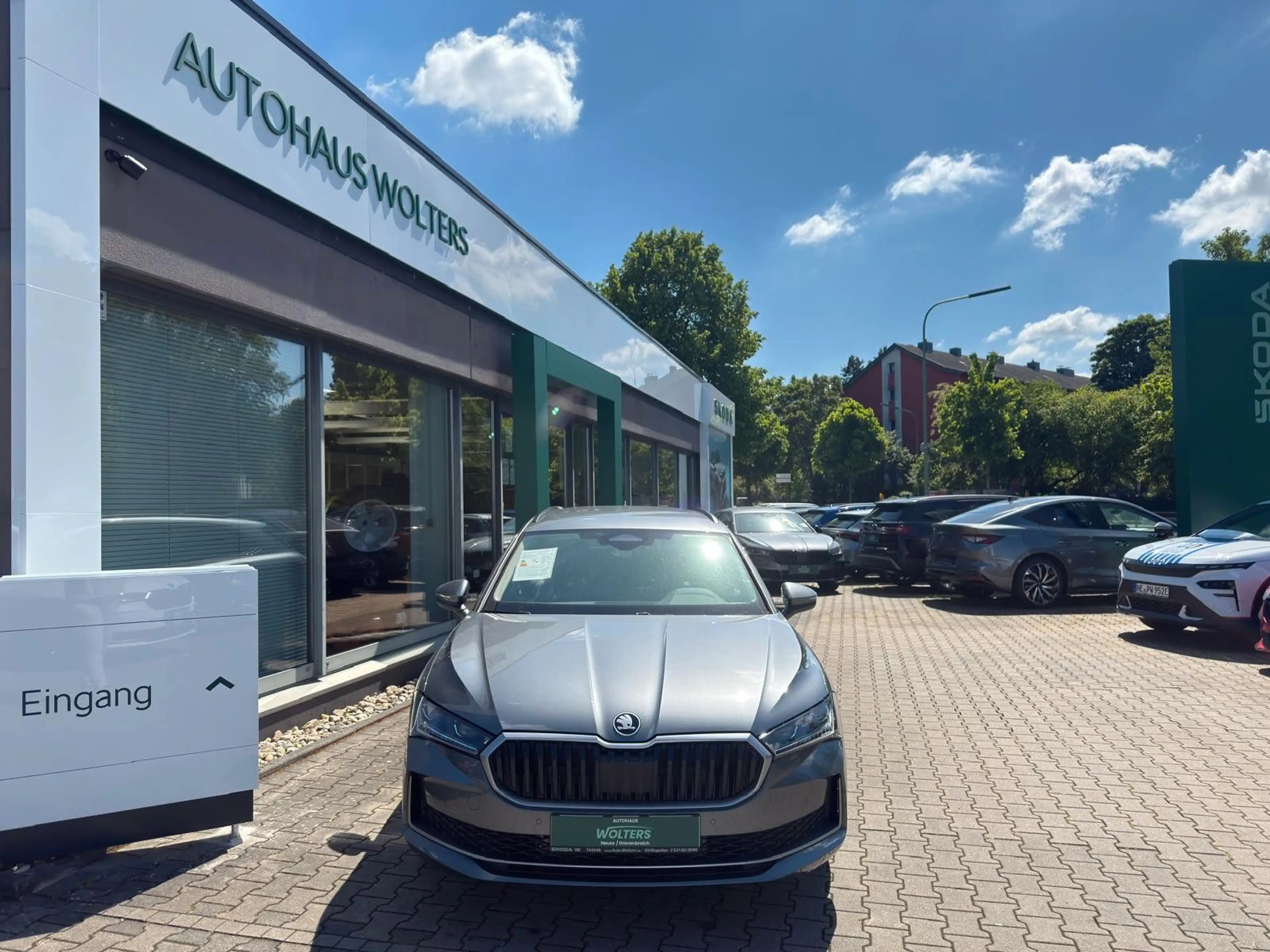 Skoda Superb Combi 1.5 TSI iV 150 kW Selection — photo 2