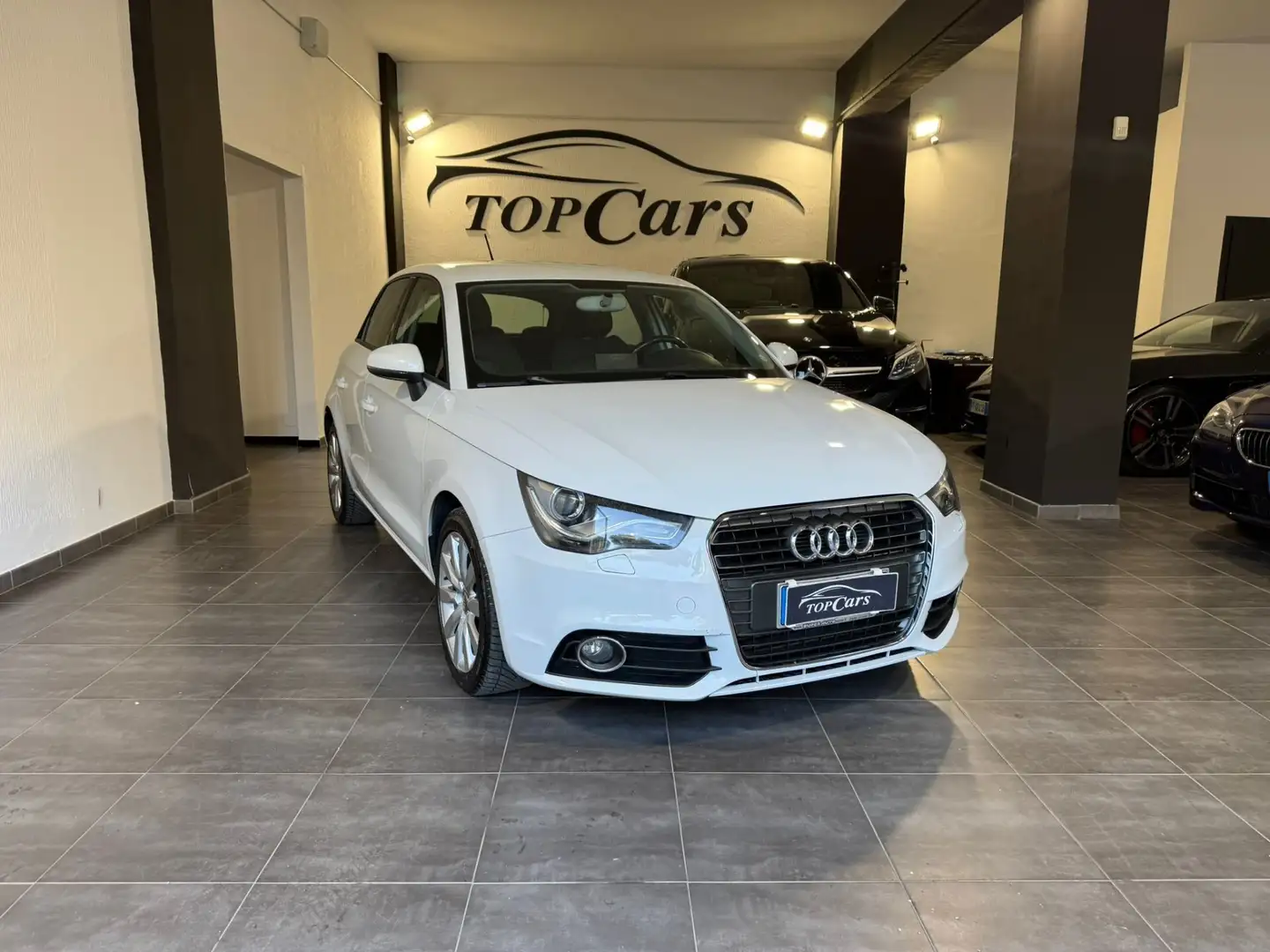 Audi A1 1.6 TDI S tronic S line edition Wit - 1