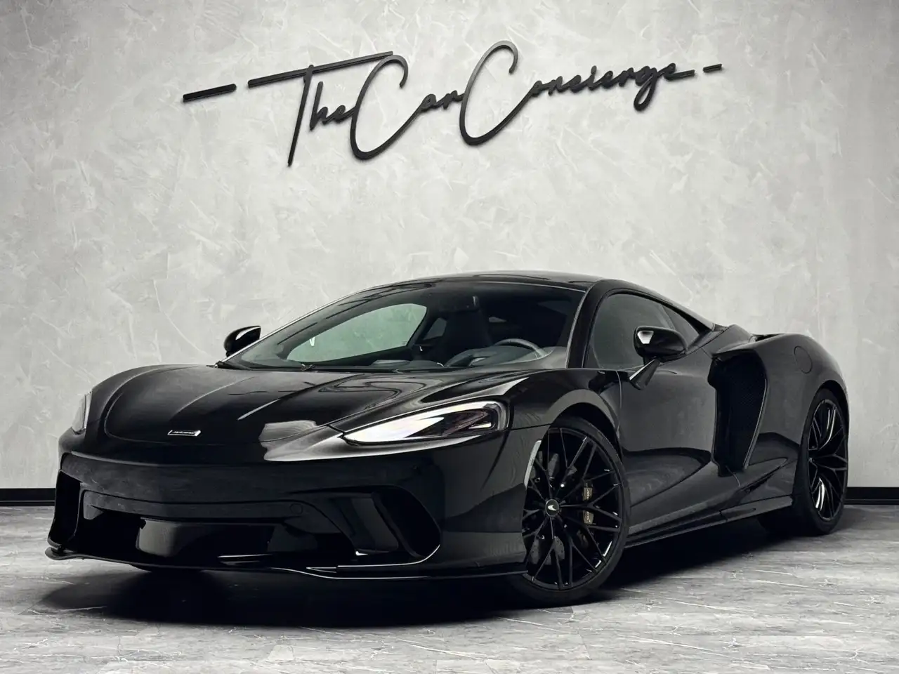 McLaren GT
