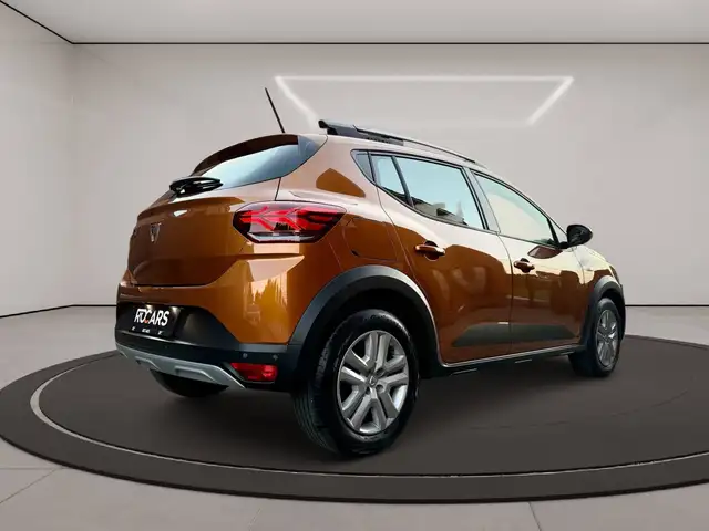 Dacia Sandero Stepway view 9