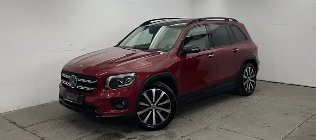 Mercedes-Benz GLB 220 d NIGHT PANO+MASSAGE+KEYLESS+DISTRONIC+