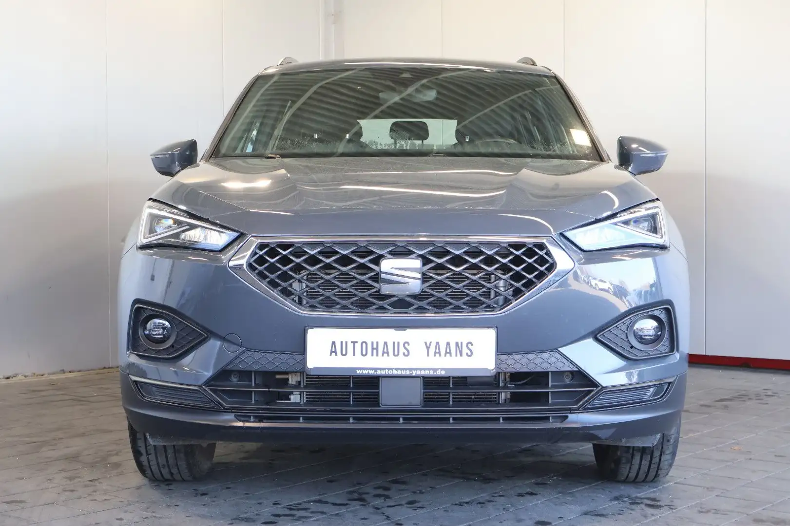 SEAT Tarraco 2.0 TDI Style AID+LANE+NAVI+PDC+17" Grau - 2