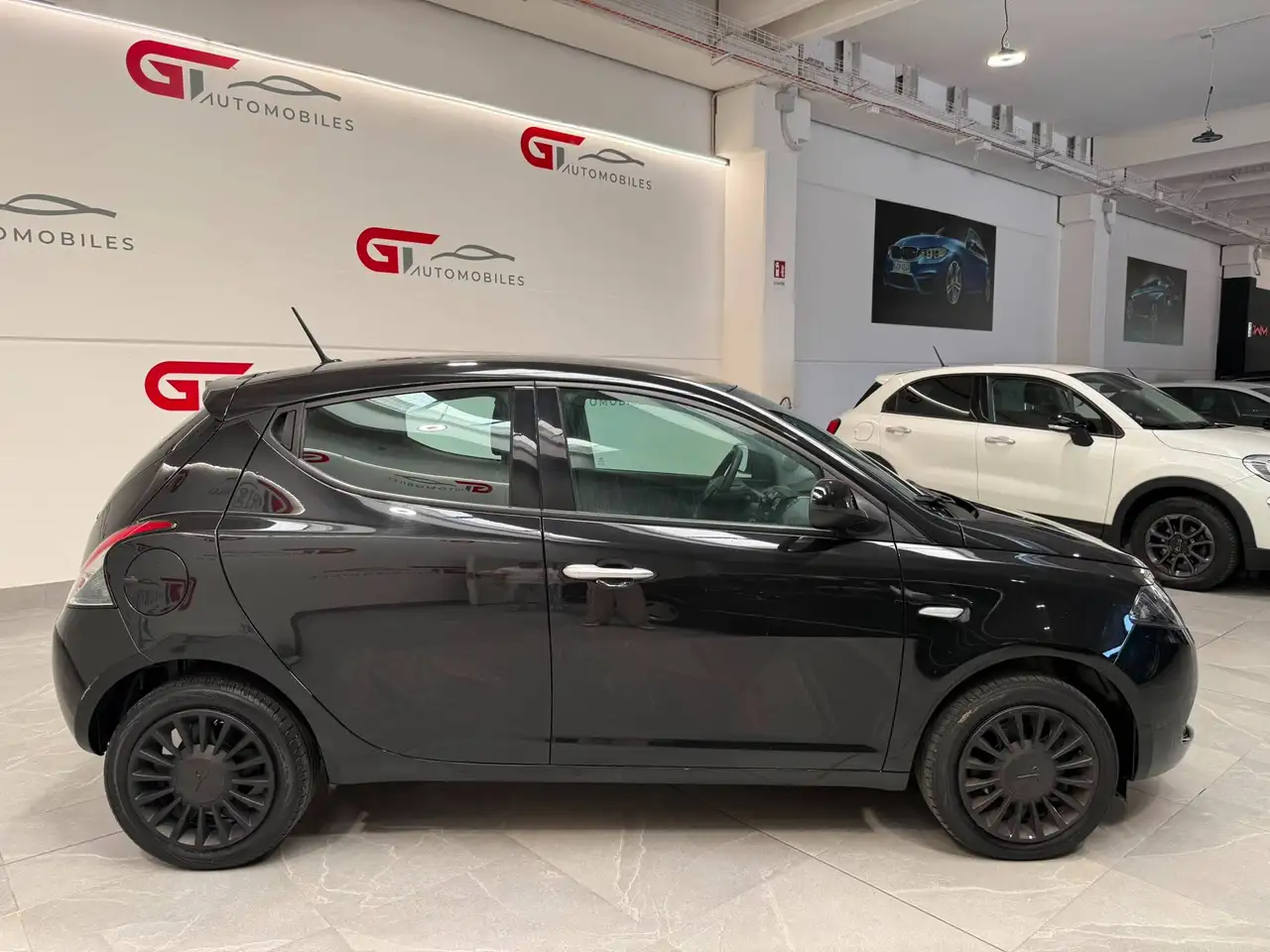 Lancia Ypsilon 2022 — фото 7