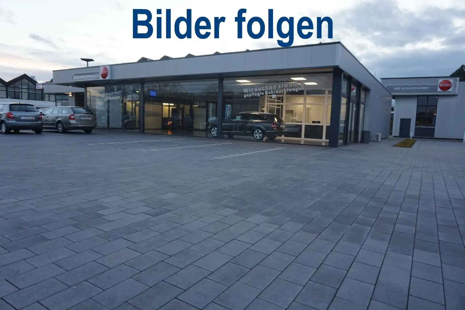 Volkswagen Golf VIII Variant Life Negro - 1