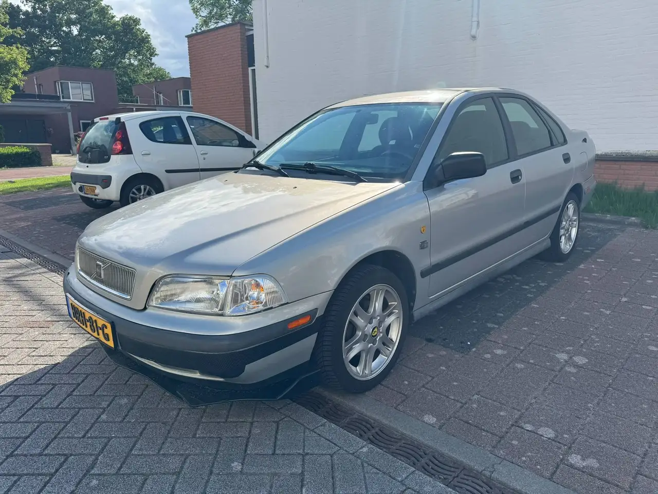 Volvo S40 1.8, foto 1