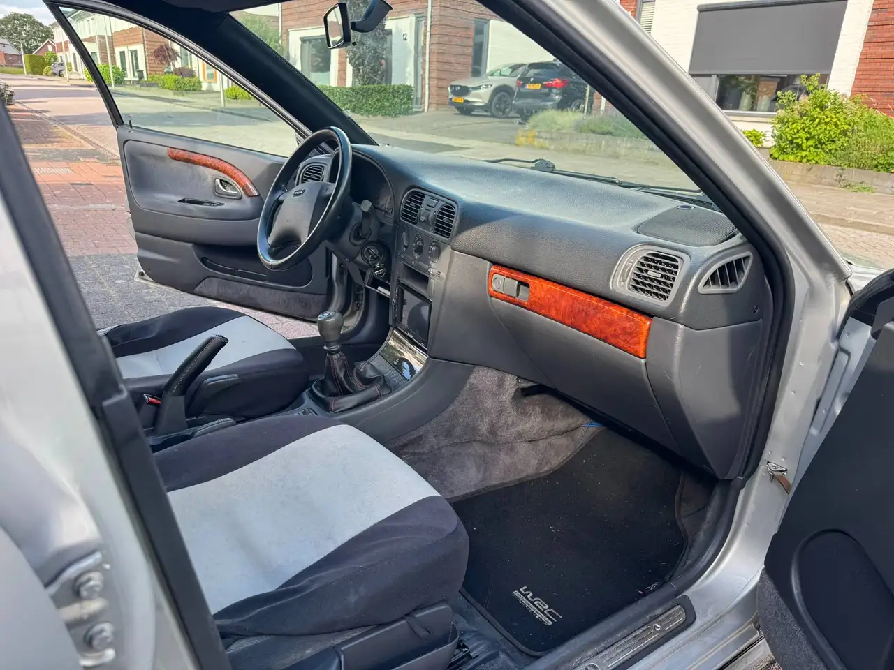 Volvo S40 1.8, foto 10