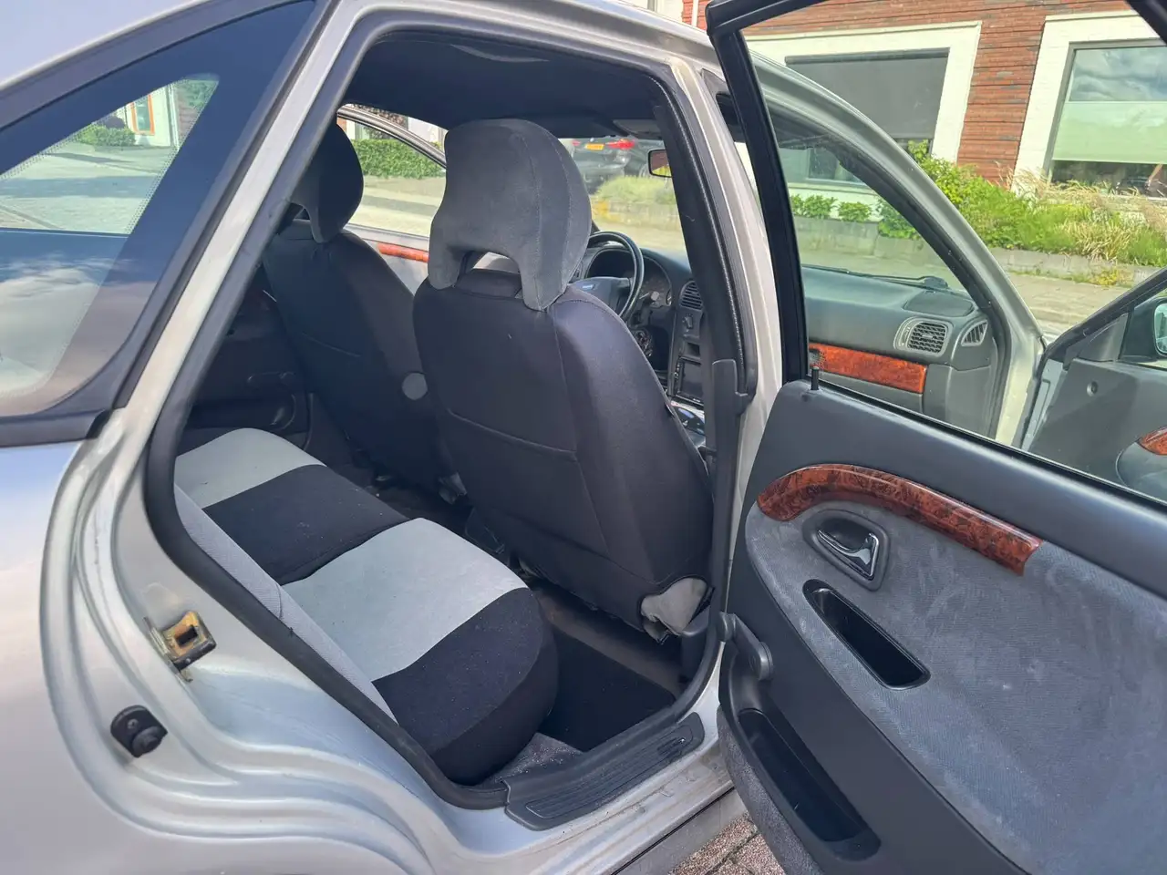 Volvo S40 1.8, foto 12