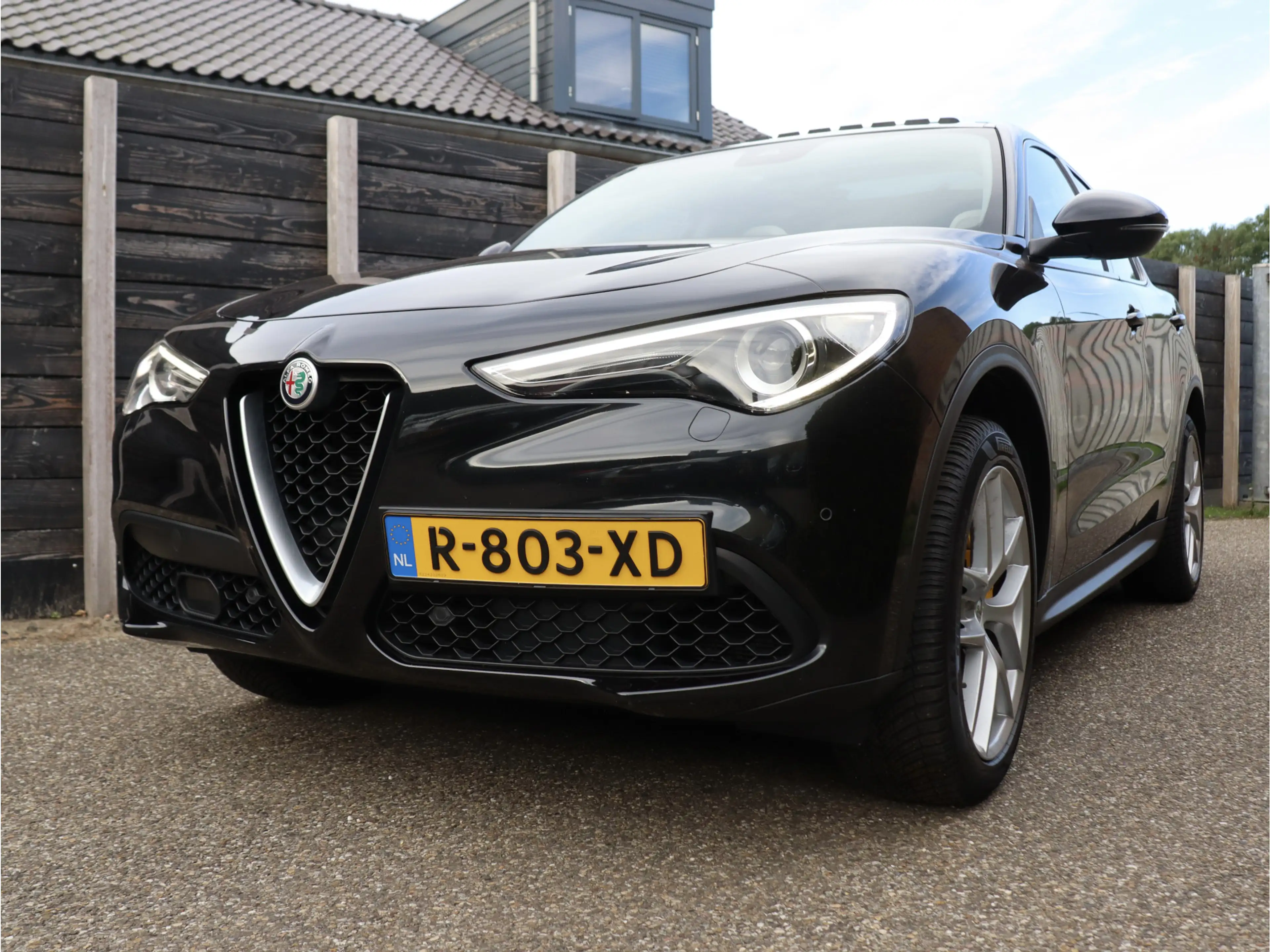Alfa Romeo Stelvio 2.0 T AWD B-Tech BTW | Q4 | vol. onderhouden — photo 3
