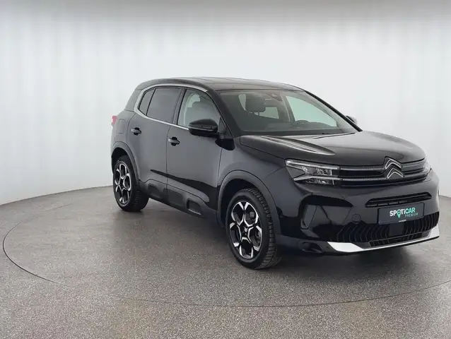 Citroen C5 Aircross view 3