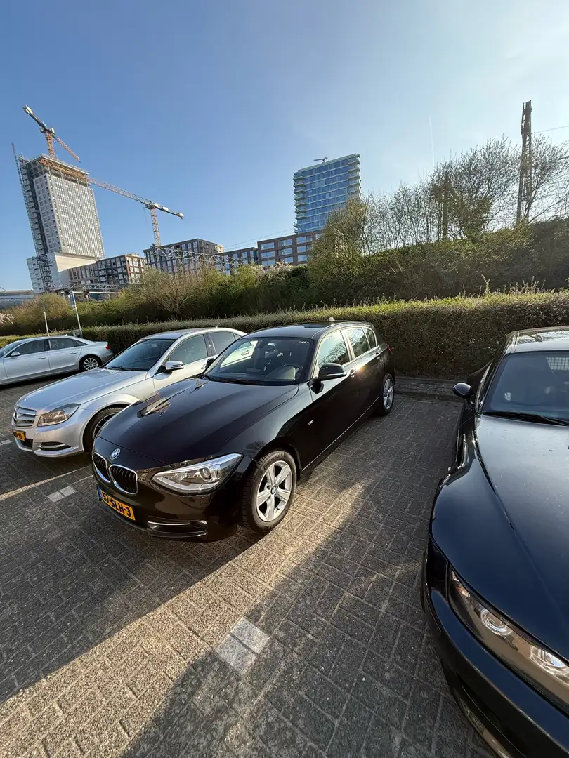 BMW 118 118i Business Zwart - 1