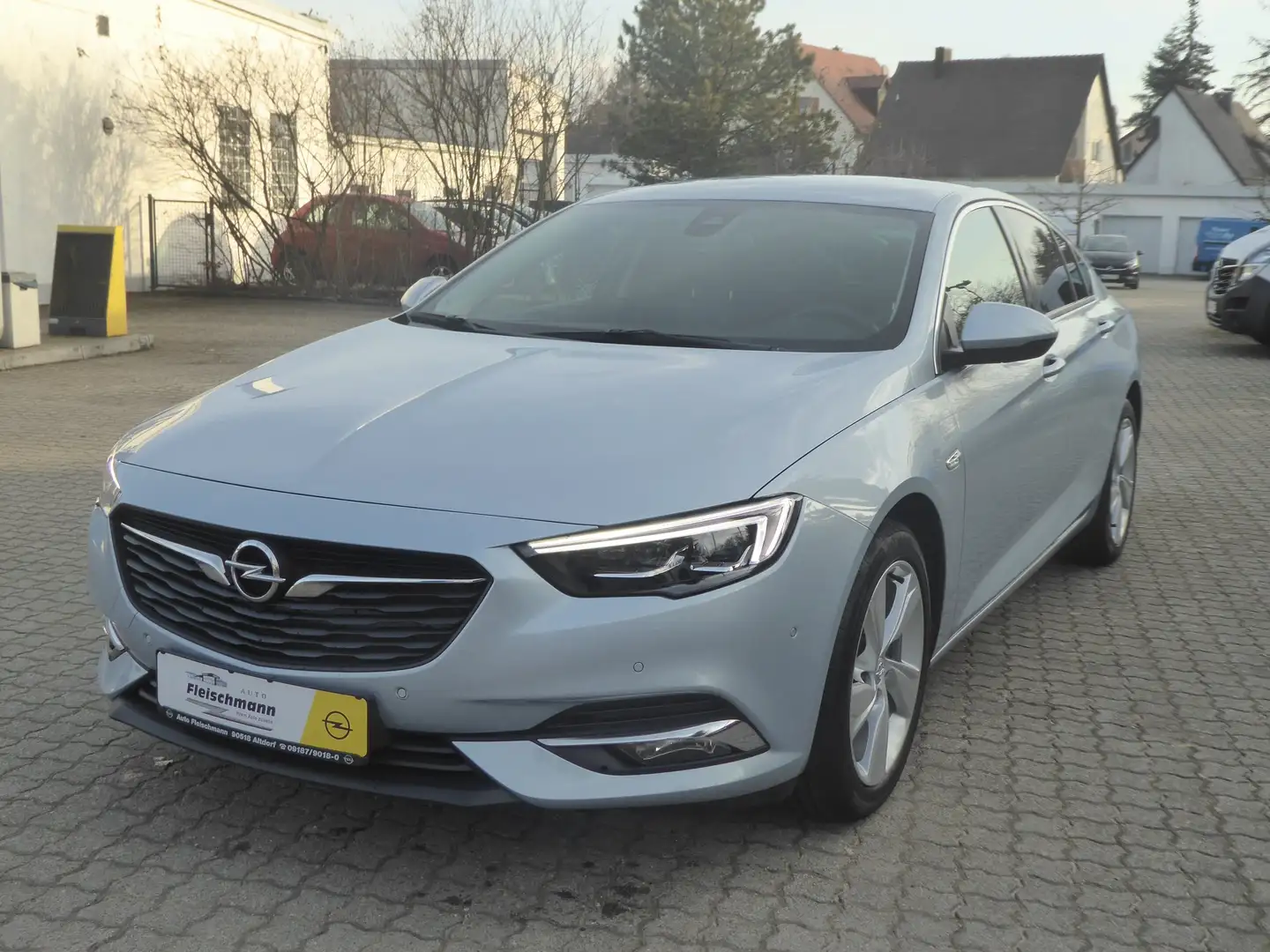 Opel Insignia Grand Sport 1.5 Direct InjectionTurbo Aut Dynamic Bleu - 1