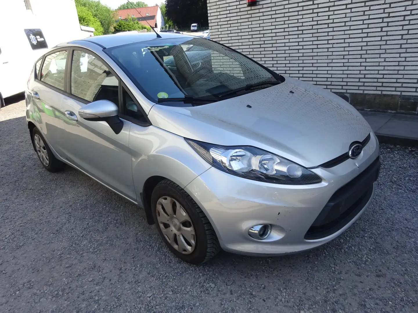 Ford Fiesta 1.6 TDCi Trend ECOnetic DPF Argent - 2