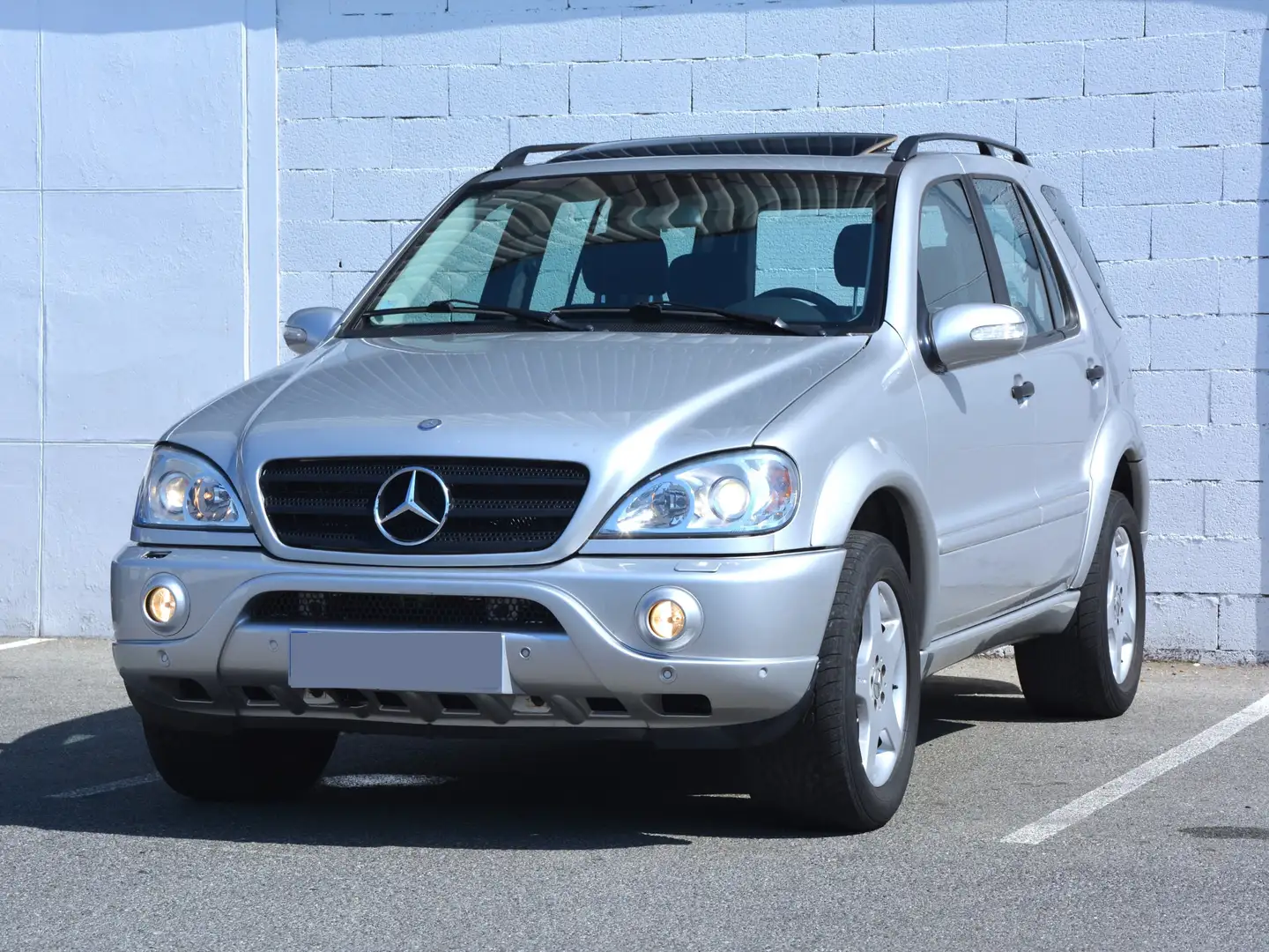 Mercedes-Benz ML 320 ML 320 Luxury A Gris - 2