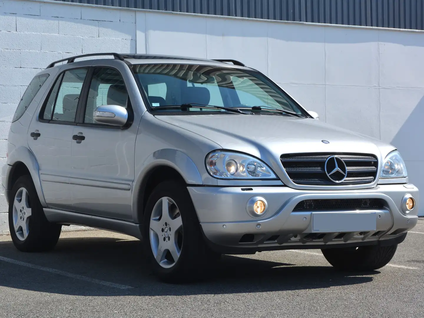 Mercedes-Benz ML 320 ML 320 Luxury A Gris - 1