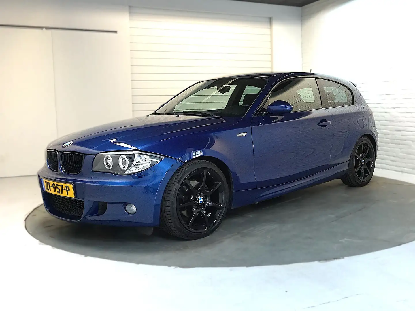 BMW 120 BMW 120i m sport pakket Blauw - 1