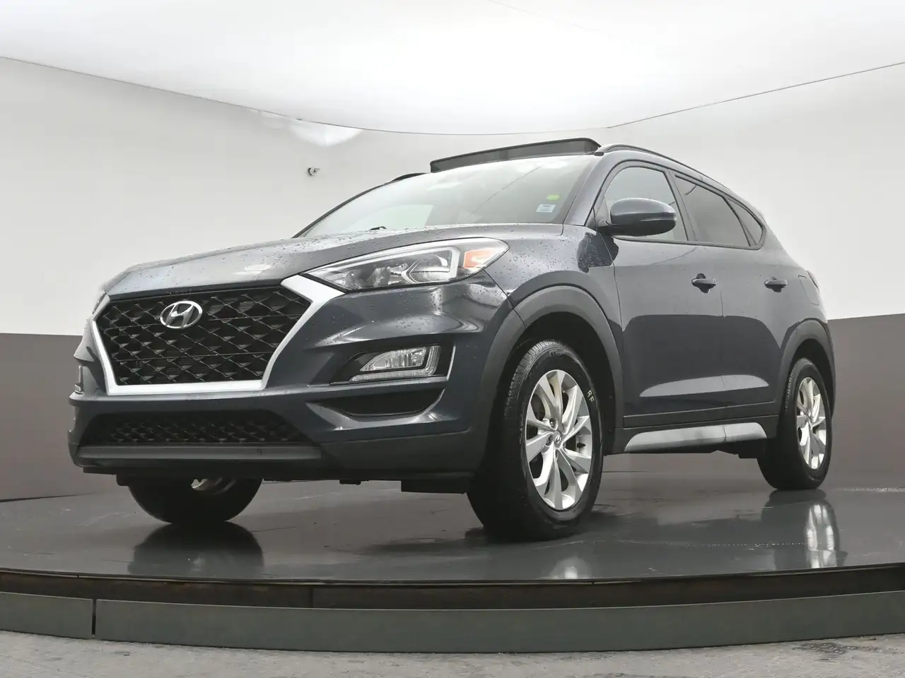 Hyundai TUCSON снимка Hyundai TUCSON