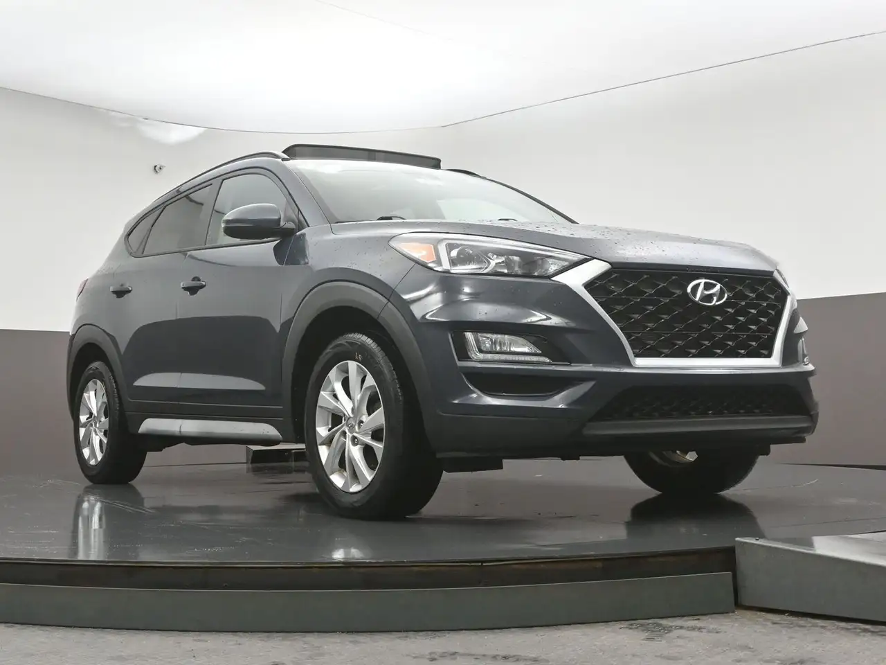 Hyundai TUCSON снимка Hyundai TUCSON