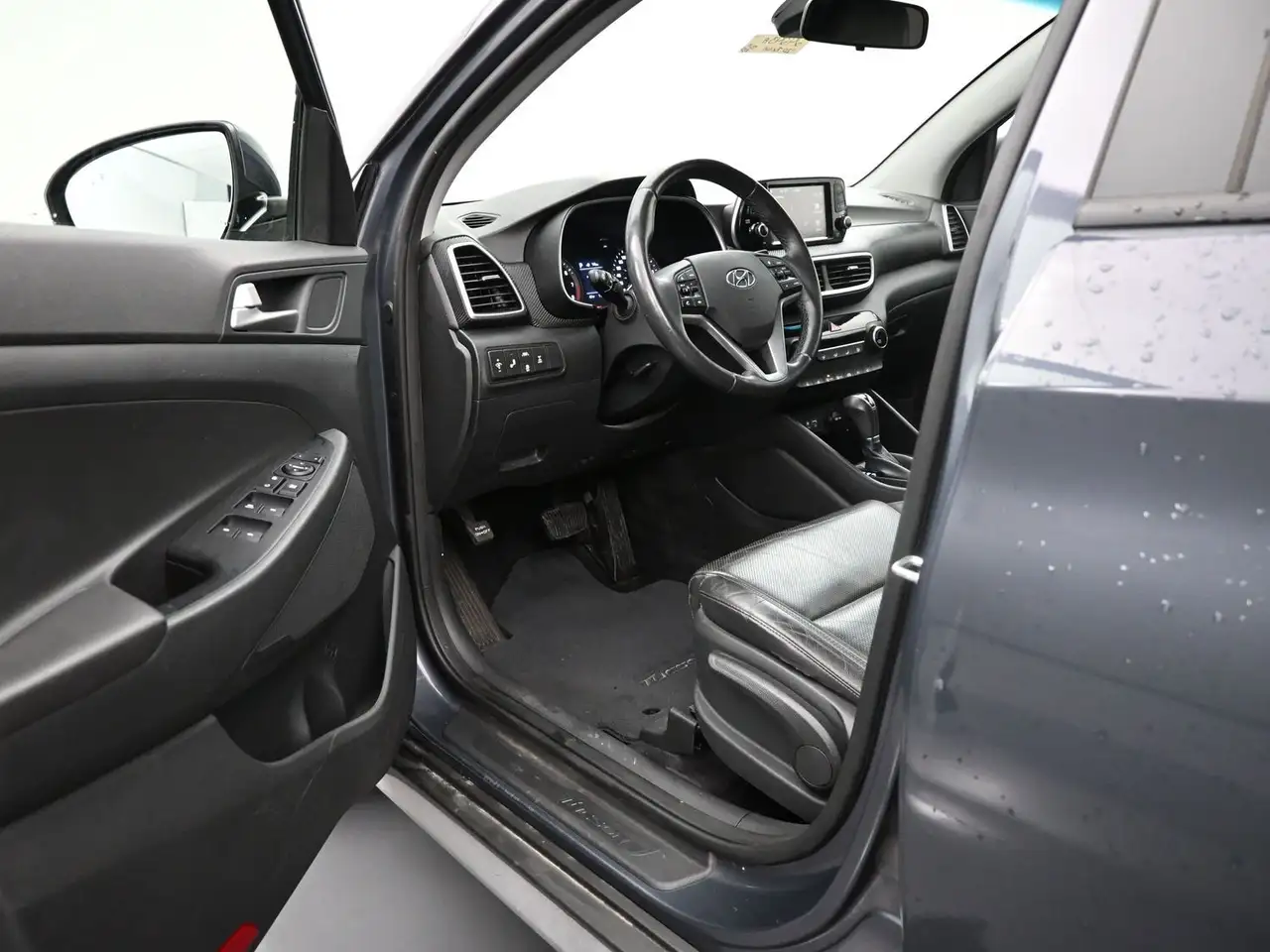 Hyundai TUCSON снимка Hyundai TUCSON