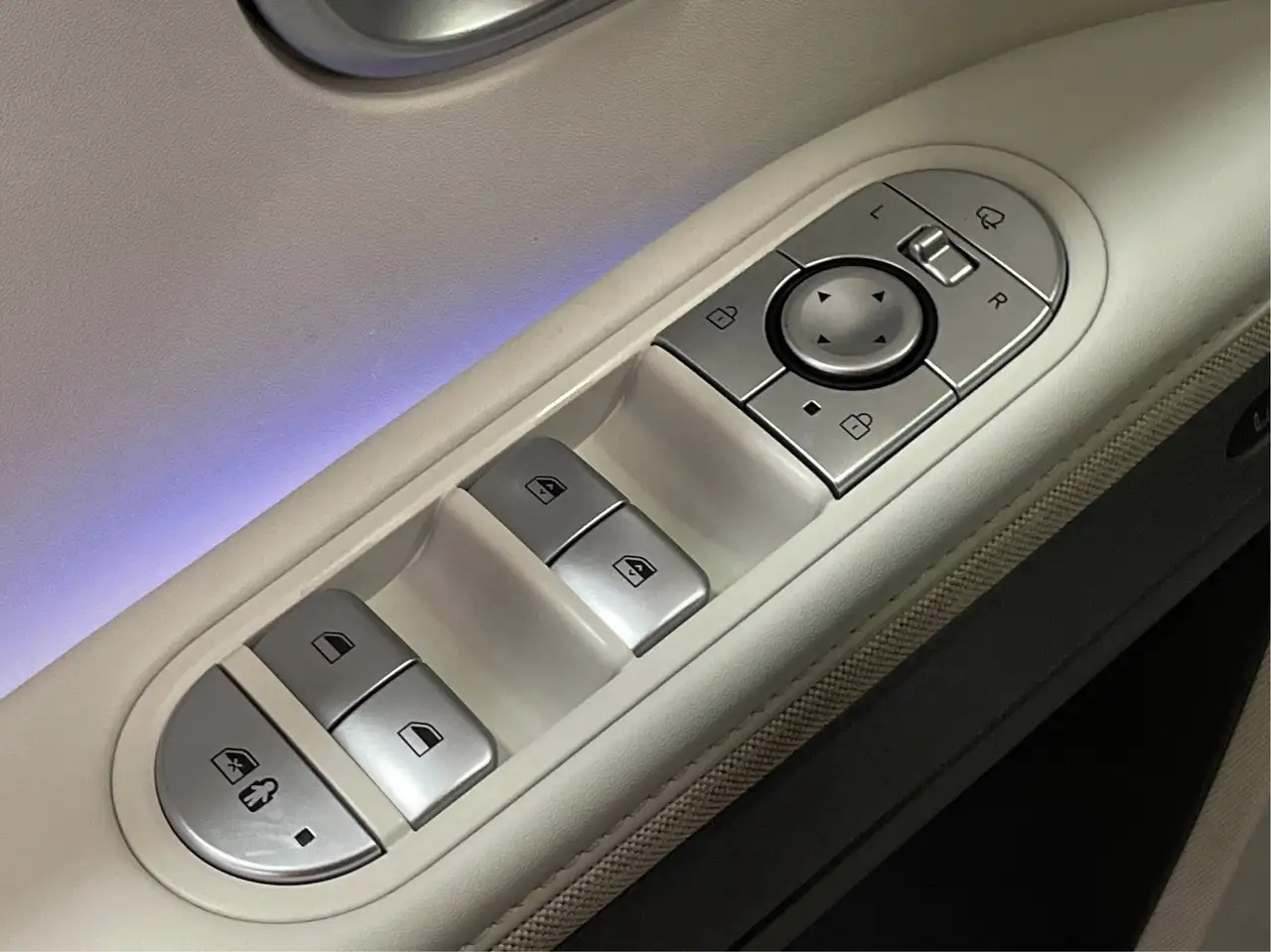 Hyundai IONIQ 5 снимка Hyundai IONIQ 5