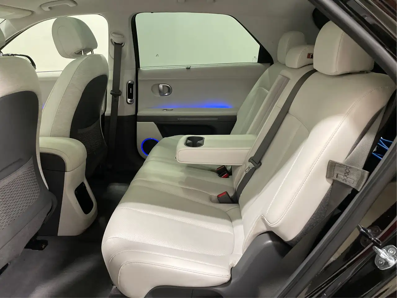 Hyundai IONIQ 5 снимка Hyundai IONIQ 5