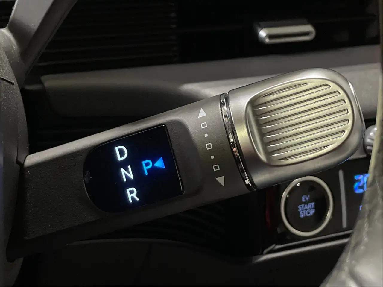 Hyundai IONIQ 5 снимка Hyundai IONIQ 5