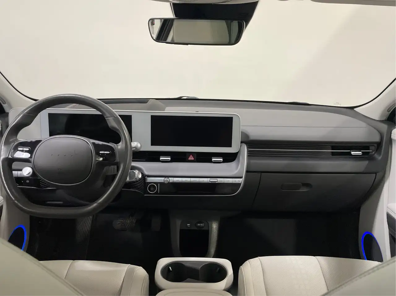 Hyundai IONIQ 5 снимка Hyundai IONIQ 5