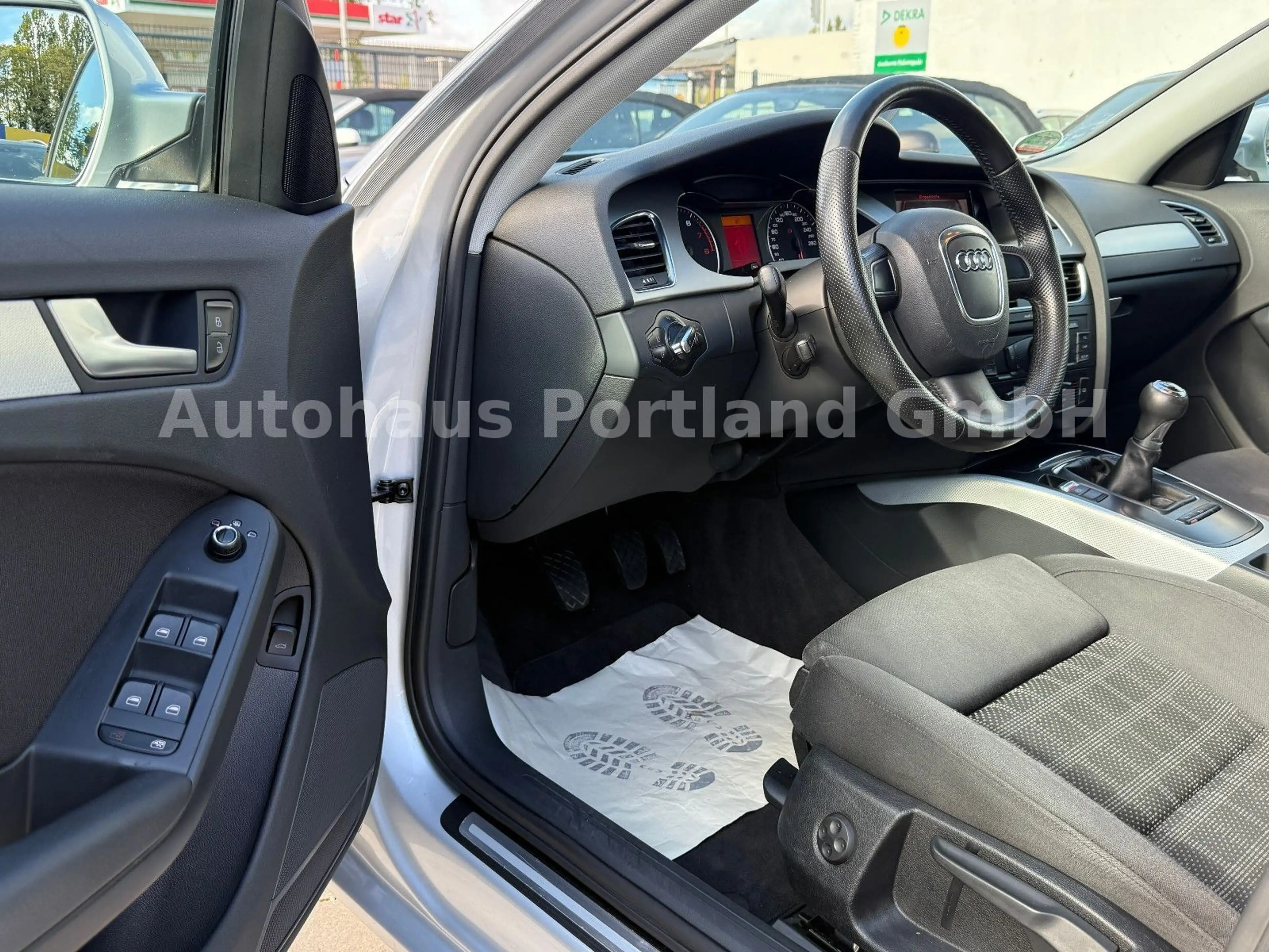Audi A4 Lim. Ambition/Motor überholt/Xenon/Tempo/SHZ — photo 9