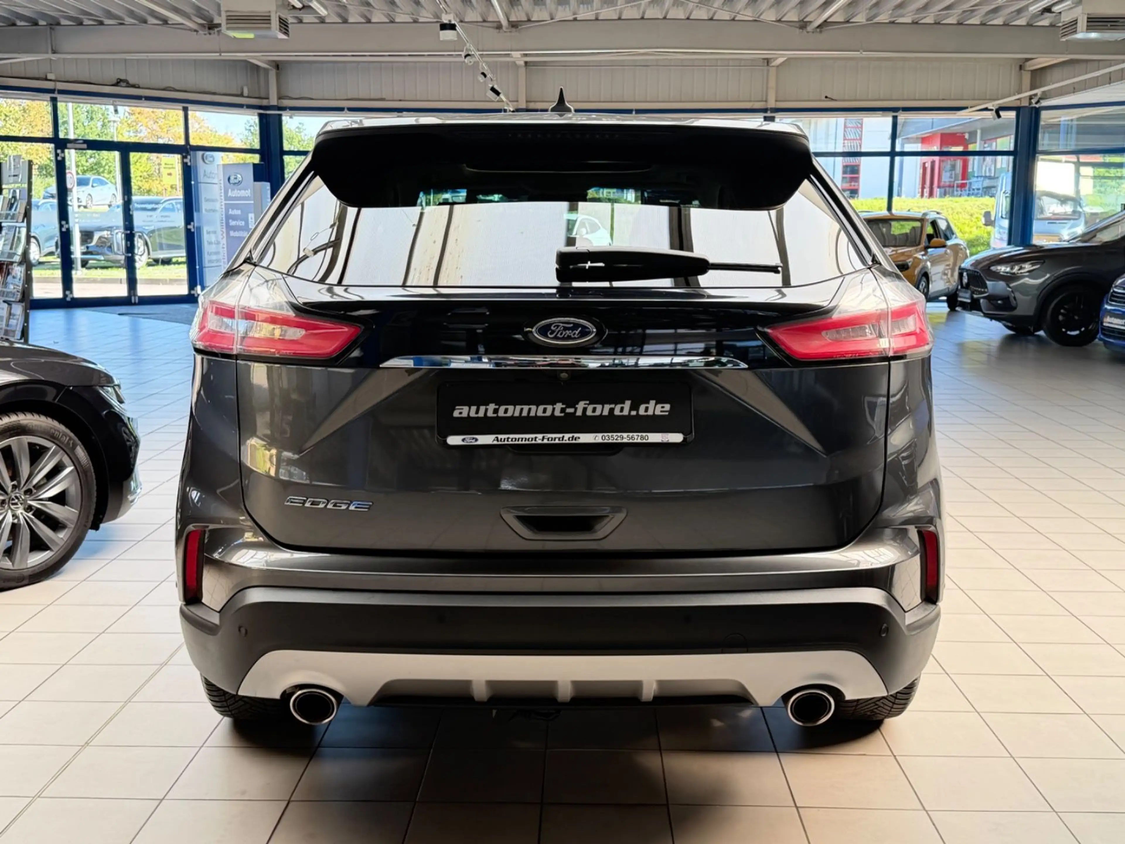 Ford Edge Titanium 4x4*LED*Navi*Klima*ACC*Sitzh.* — photo 6