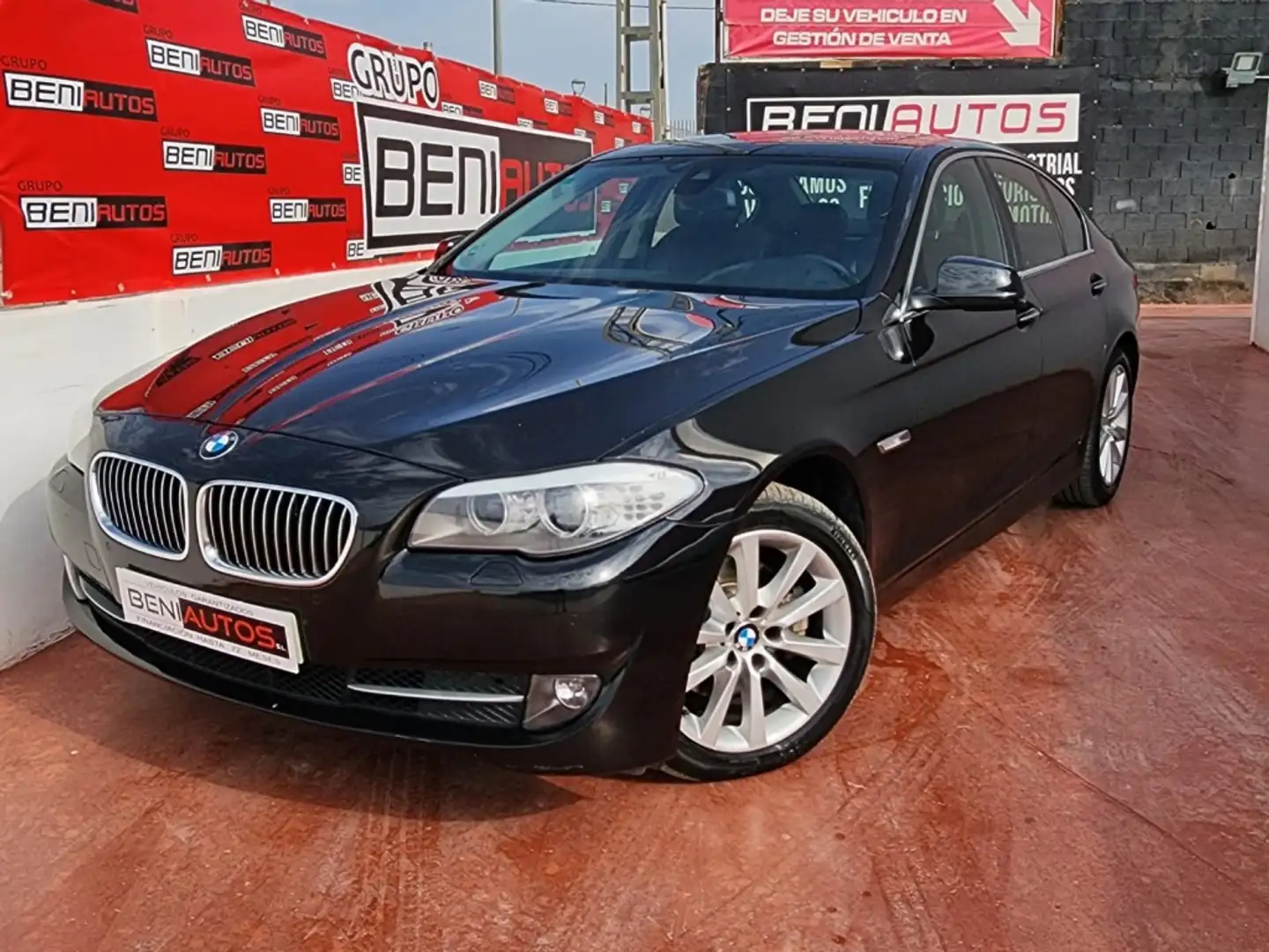 BMW 520 520dA Negro - 1