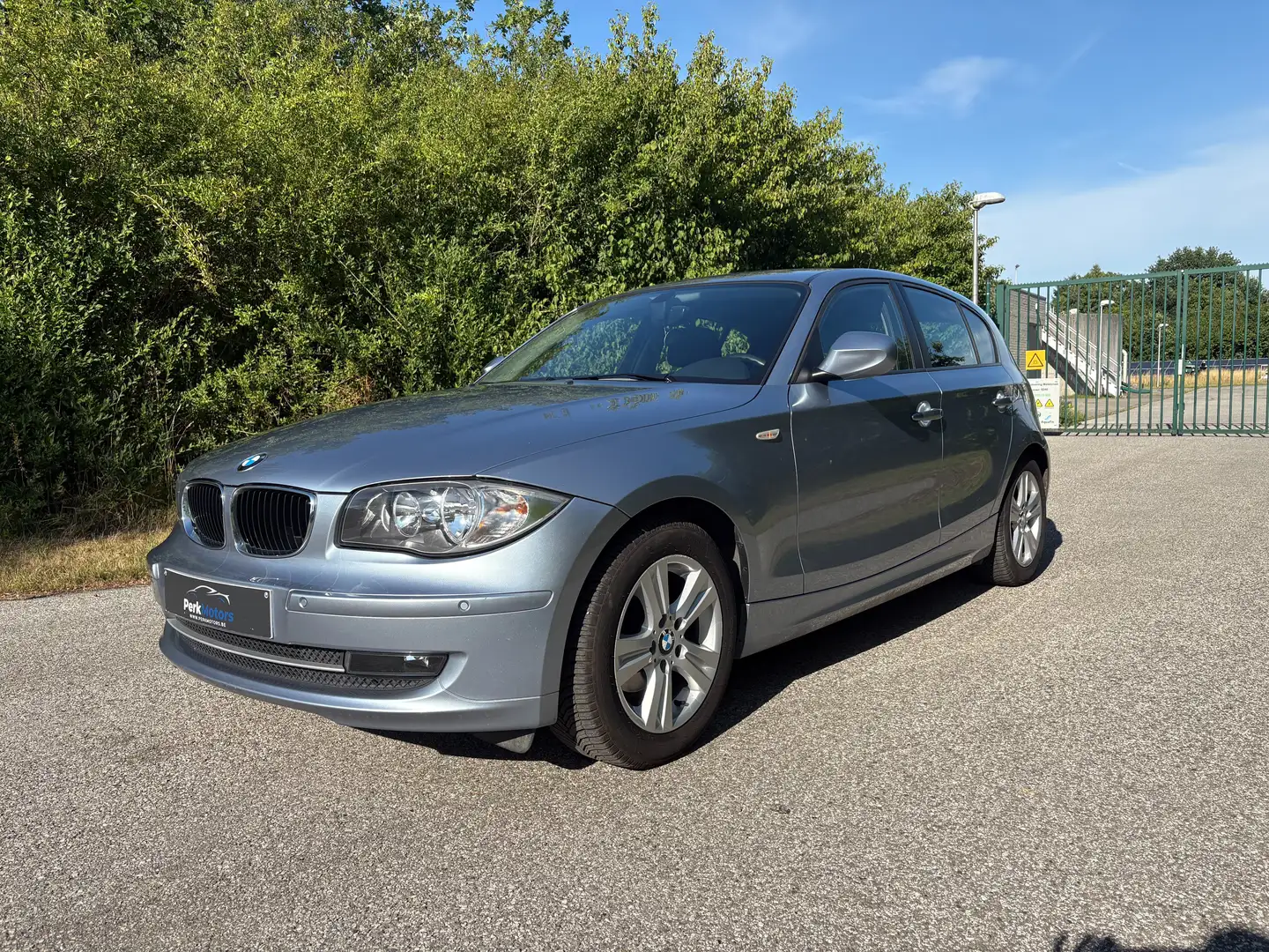 BMW 116 i Edition - Garantie / Ohb / PDC / Airco Bleu - 1
