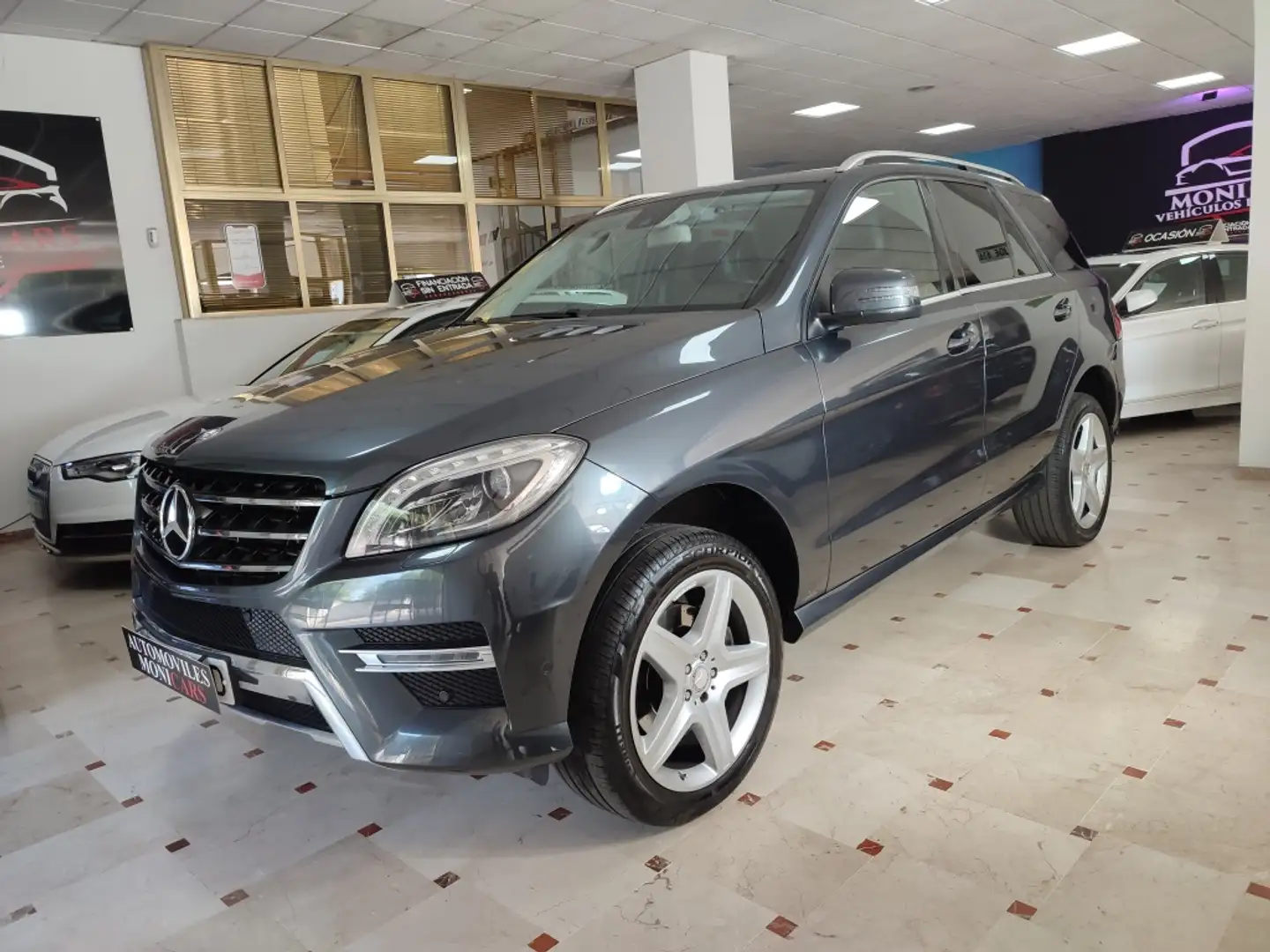 Mercedes-Benz ML 350 350BlueTec 4M 7G Plus Grau - 1