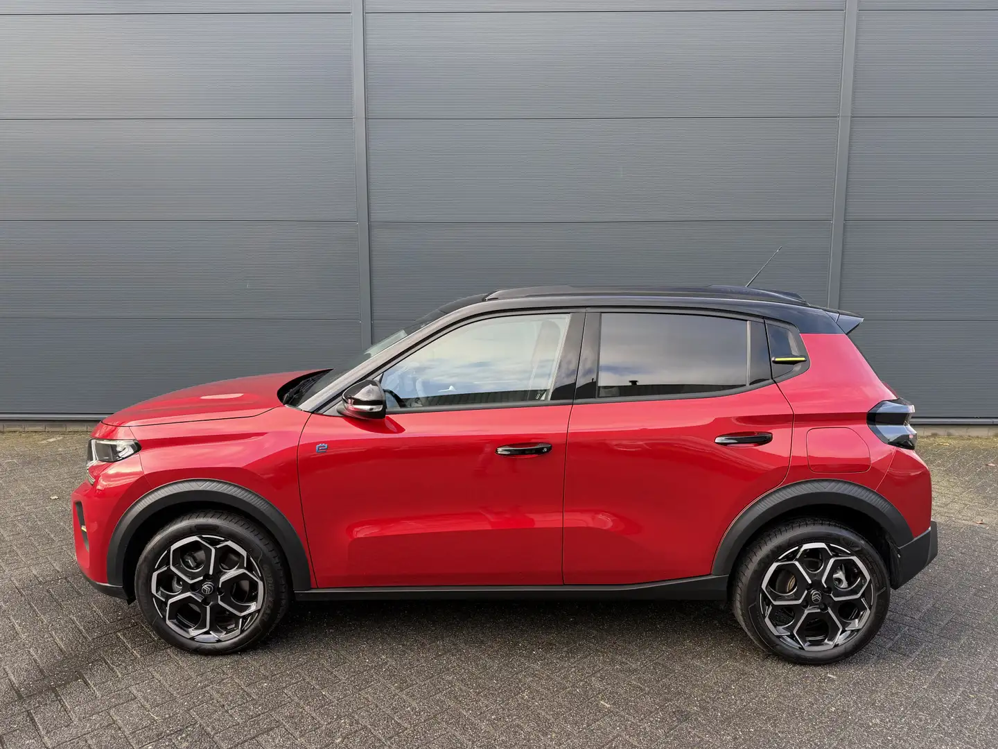 Citroen E-C3 Max 113pk 44 kWh (Camera- Automatische Airco - Nav Rot - 2