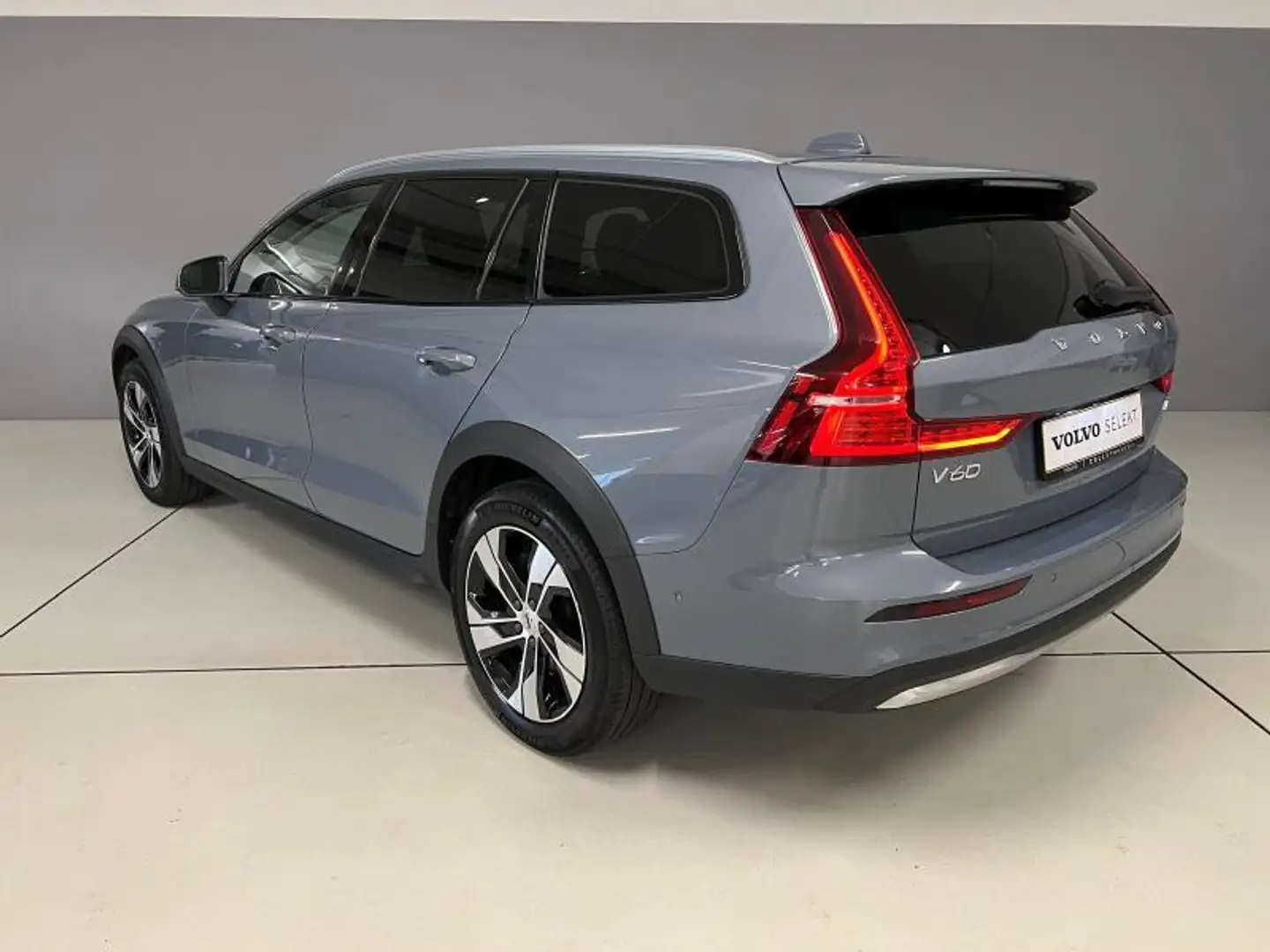 Volvo V60 Cross Country Plus Gris - 2