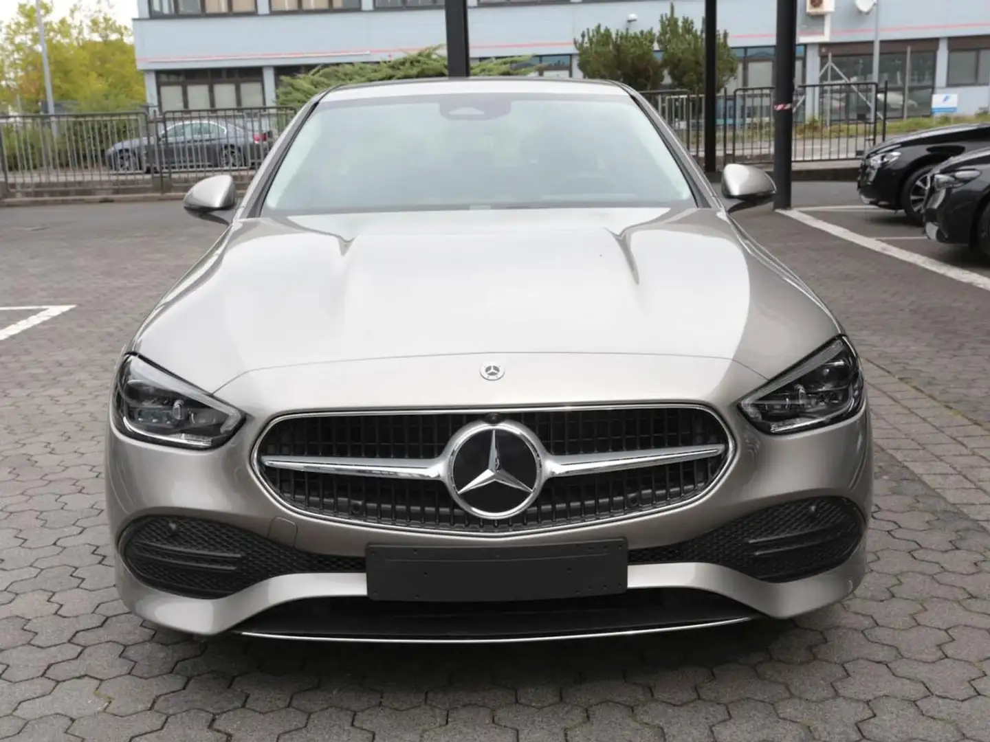 Mercedes-Benz C 200 Avantgarde MBUXNavi-Prem. 360° Spiegel-P Silber - 2