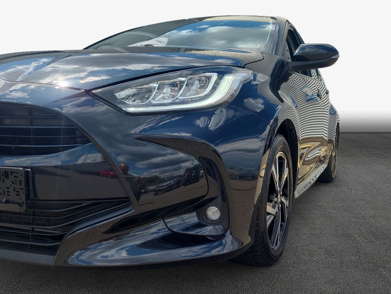 Toyota Yaris Hybrid 1.5 VVT-i Team Deutschland — photo 6