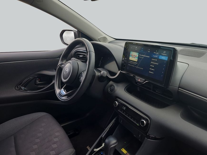 Toyota Yaris Hybrid 1.5 VVT-i Team Deutschland — photo 15