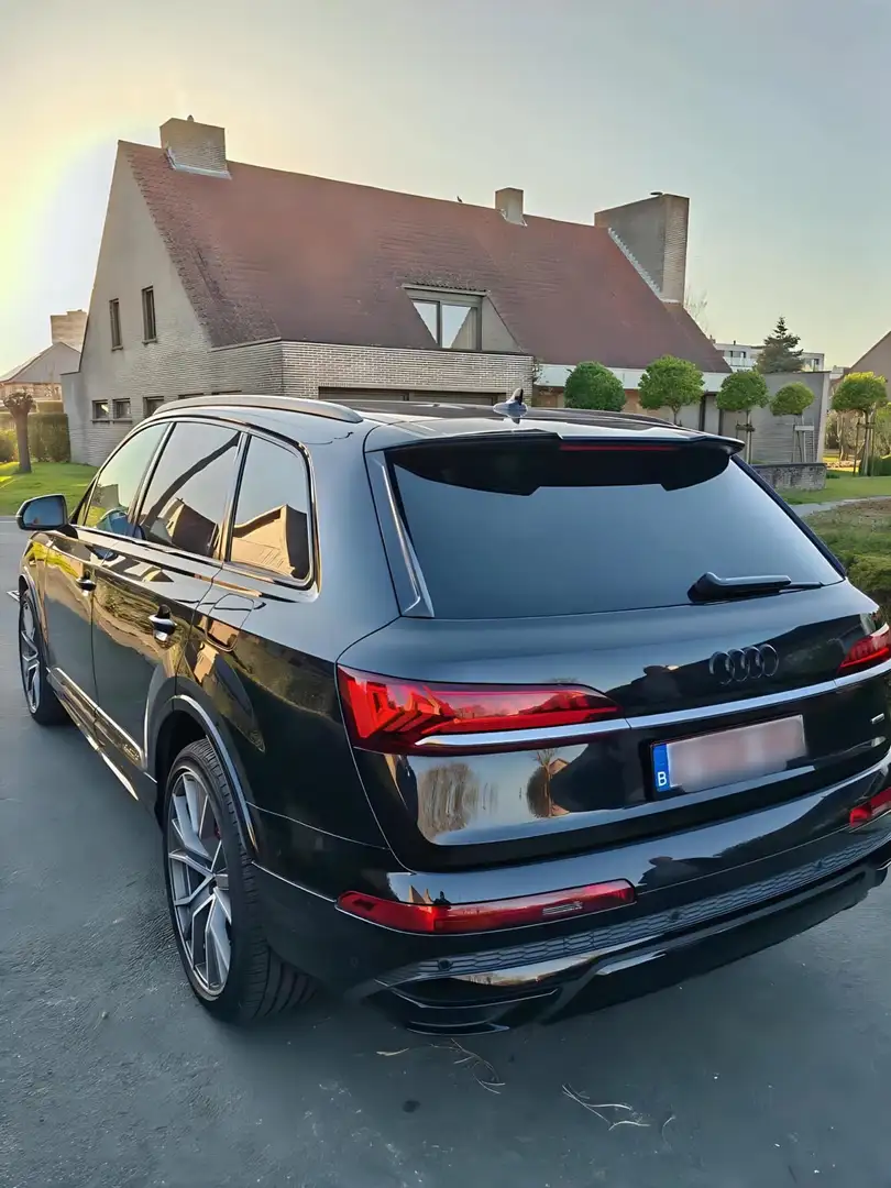 Audi Q7 55 TFSI e quattro tiptronic S line Zwart - 2