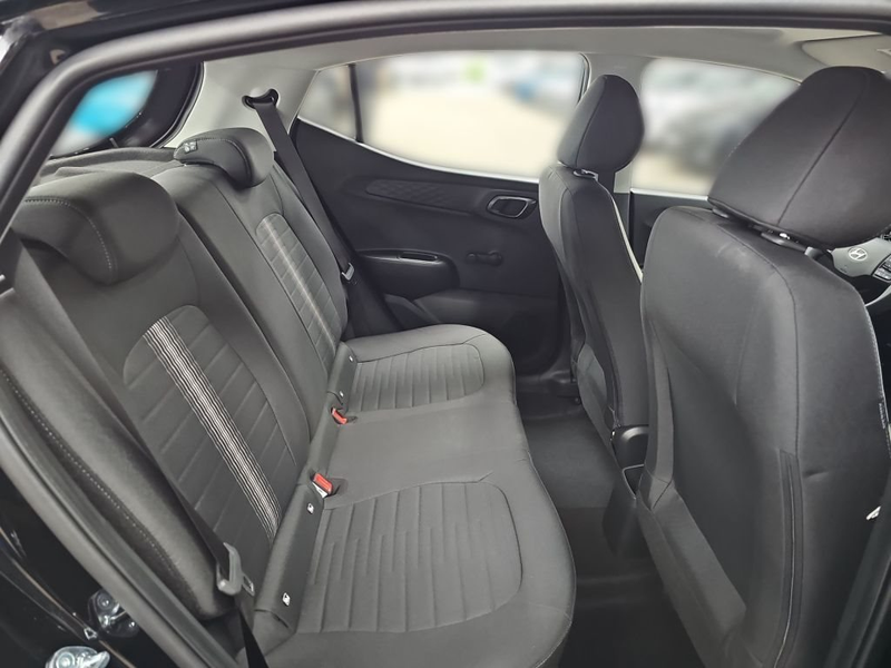 Hyundai i10 1.0 Select — photo 13