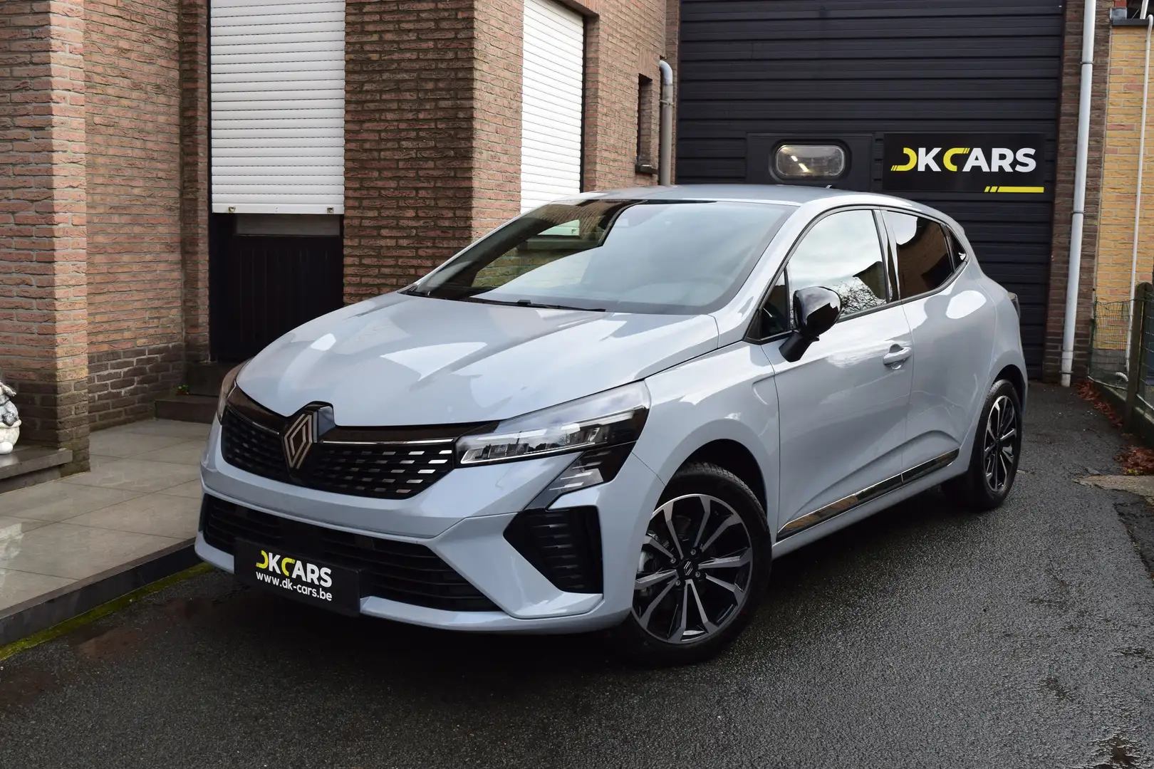 Renault Clio E-Tech Full Hybrid 145 -APPLE CAR PLAY / CR-CONTR Grijs - 1