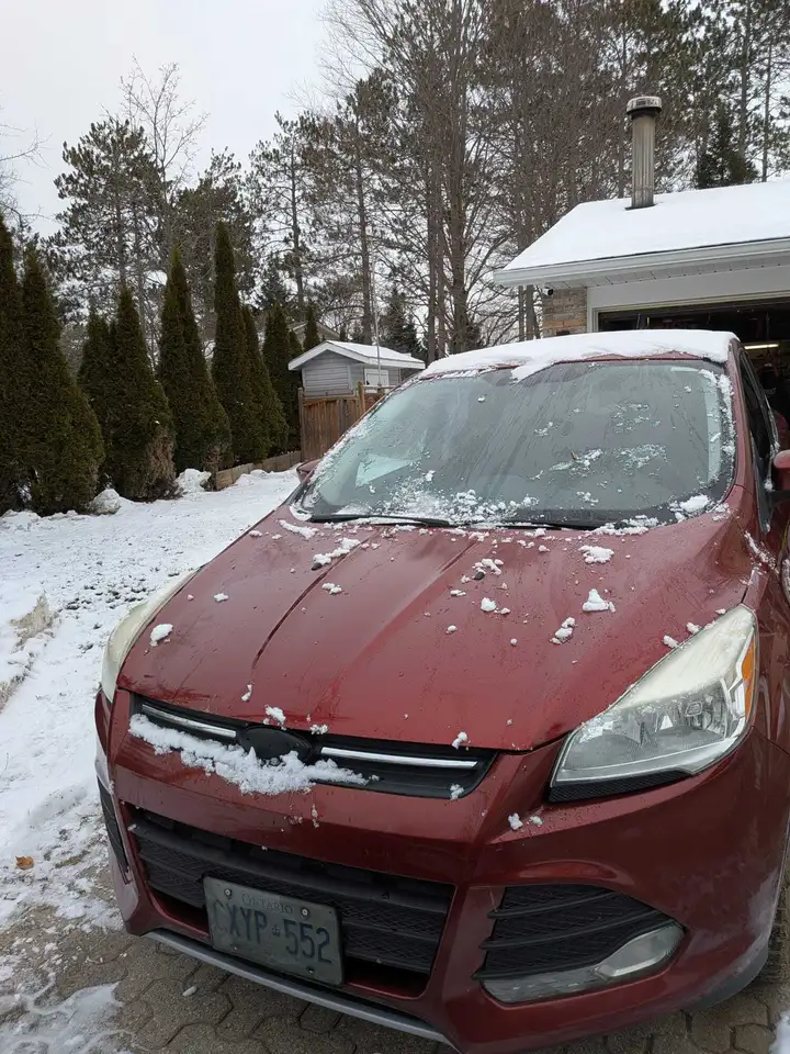 Ford Escape снимка Ford Escape