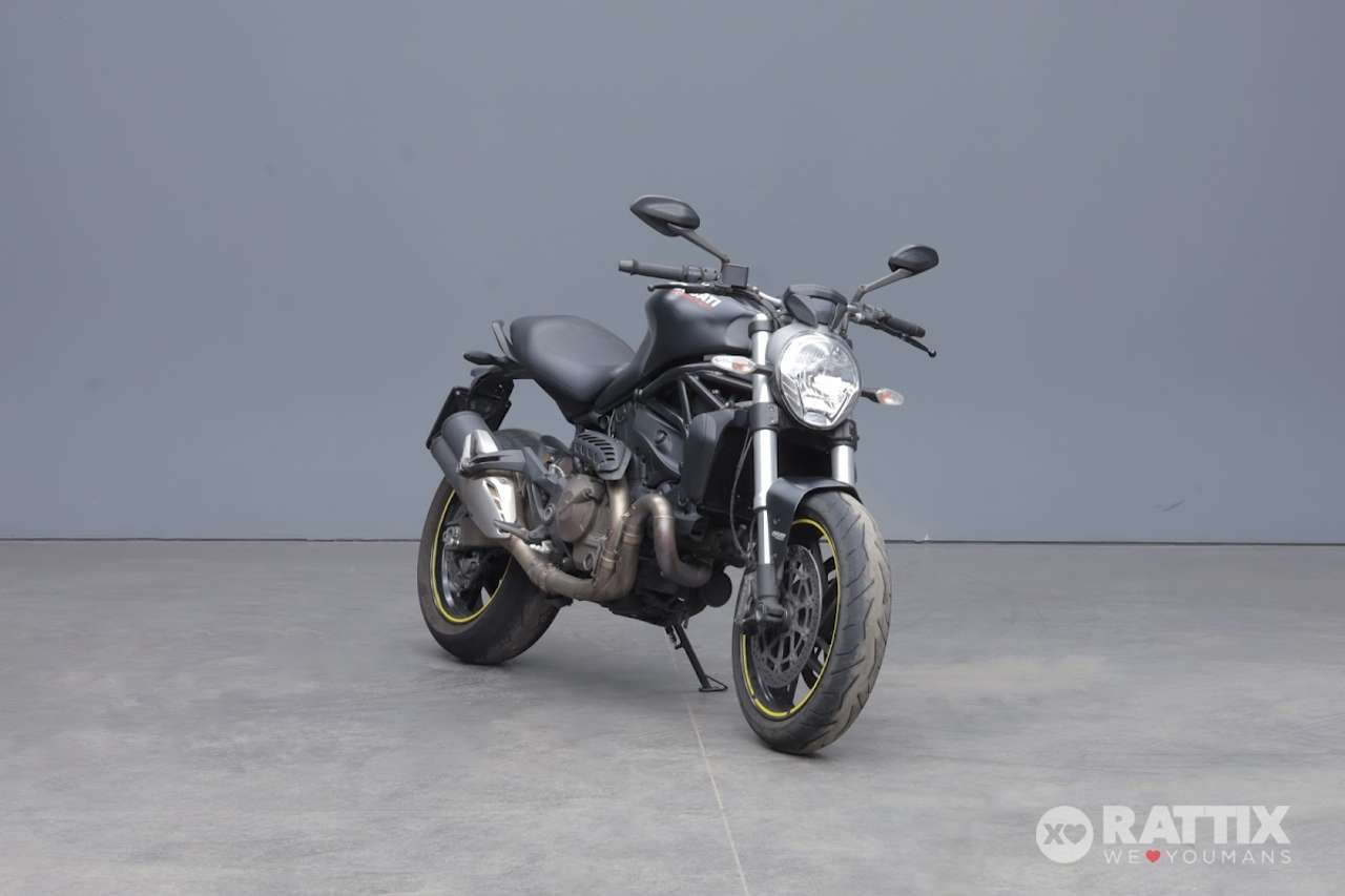Ducati Monster 821 Dark my14