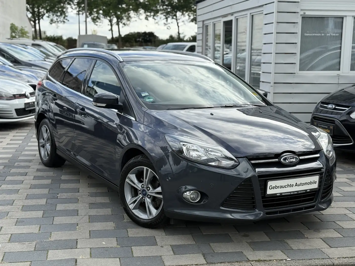 Ford Focus Kombi Titanium Navi PDC KeyFree Klima Bleu - 1