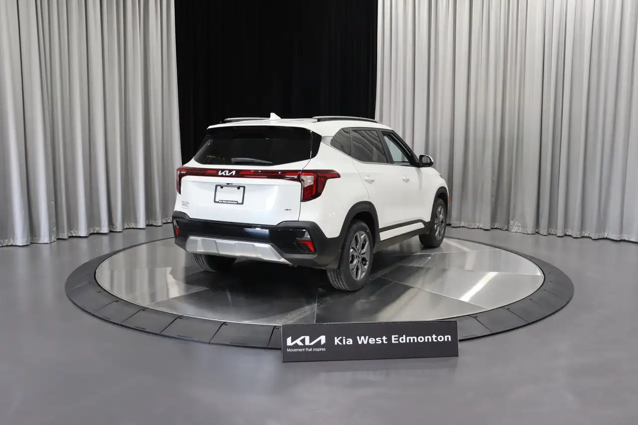 Kia Seltos снимка Kia Seltos