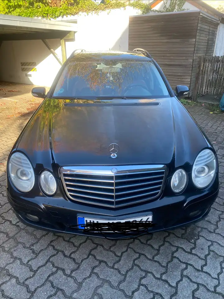 Mercedes-Benz E 200
