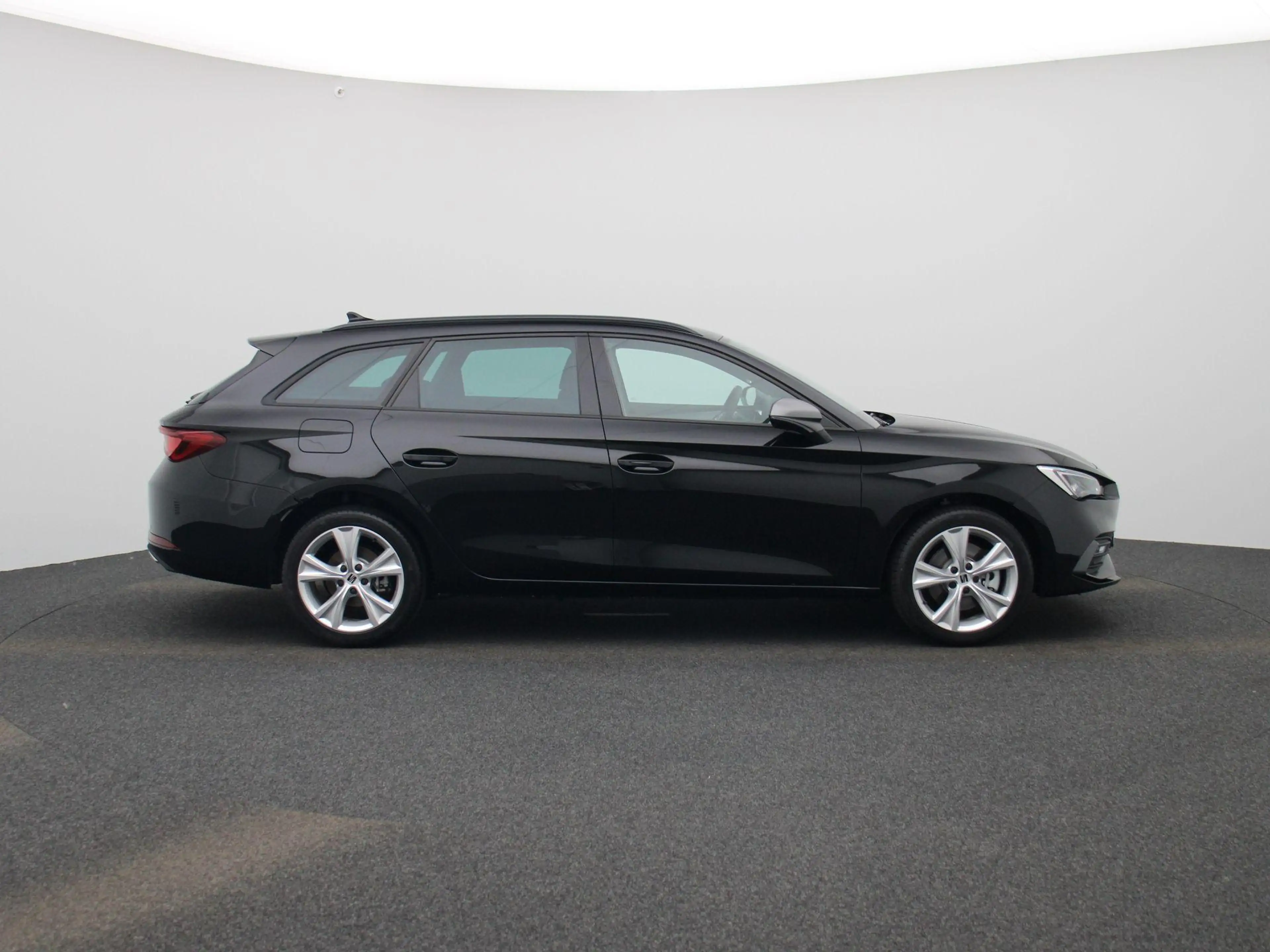SEAT Leon e-Hybrid Sportstourer 1.5 TSI FR Business 204 PK | Automaat — photo 6