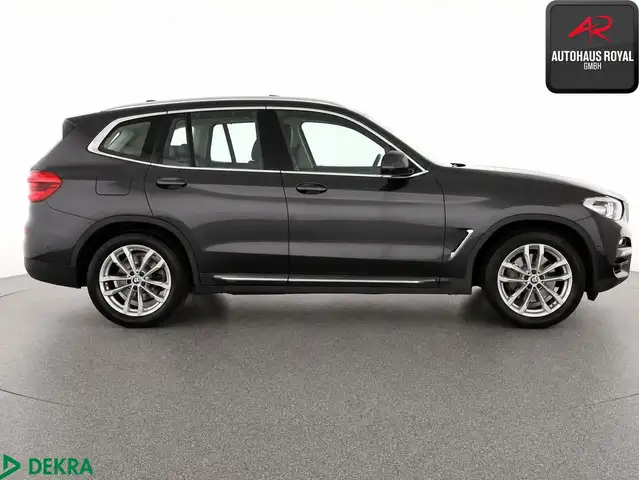 BMW X3 view 6