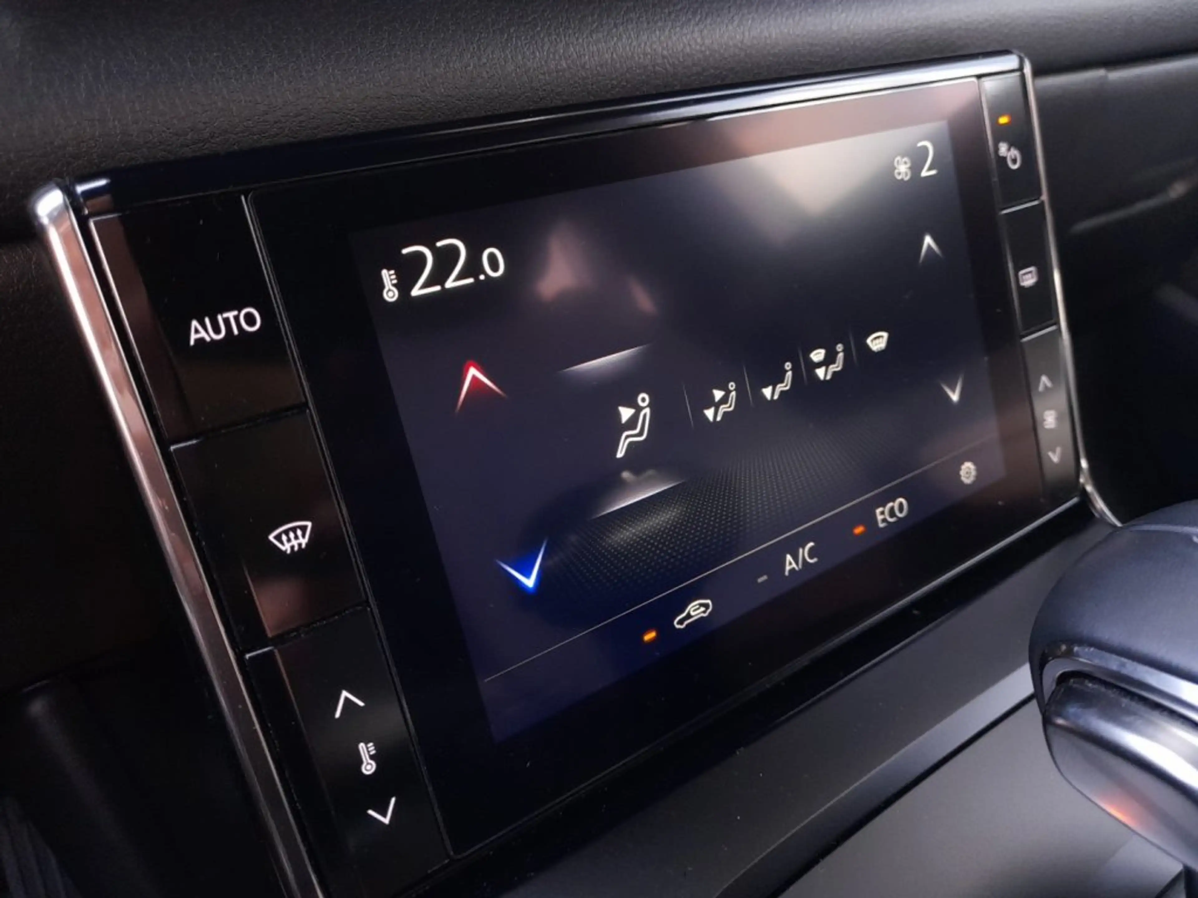 Mazda MX-30 e-SKYACTIV Aut. *VOLL LED / NAVI / 18 ZOLL / PDC v&h / KLIMAAUT.* — photo 7