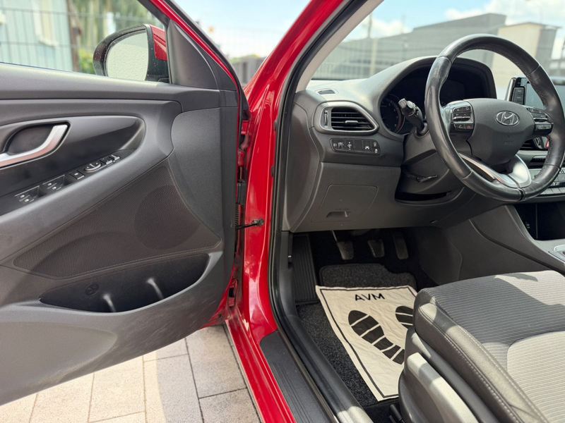 Hyundai i30 Select /KAMERA/NAVI/SHZ/KLIMA/CARPLAY — photo 7