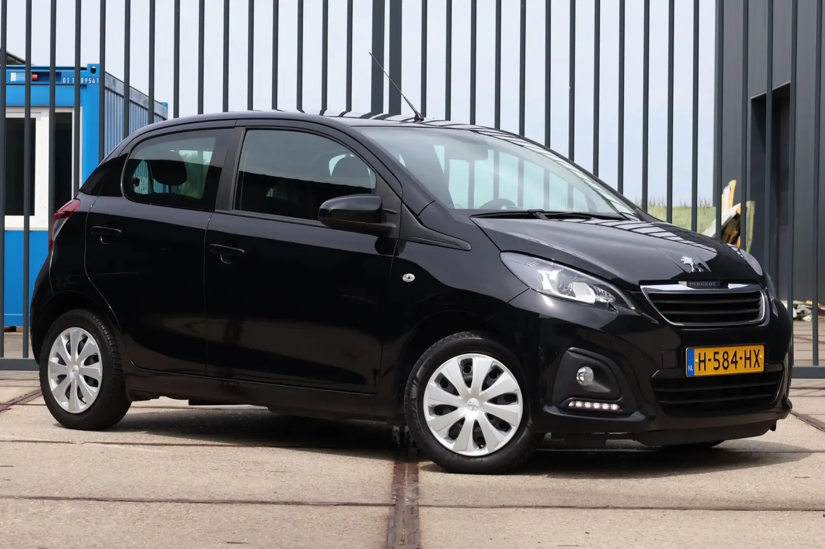 Peugeot 108 1.0 e-VTi Active Camera! Carplay! Zwart - 2