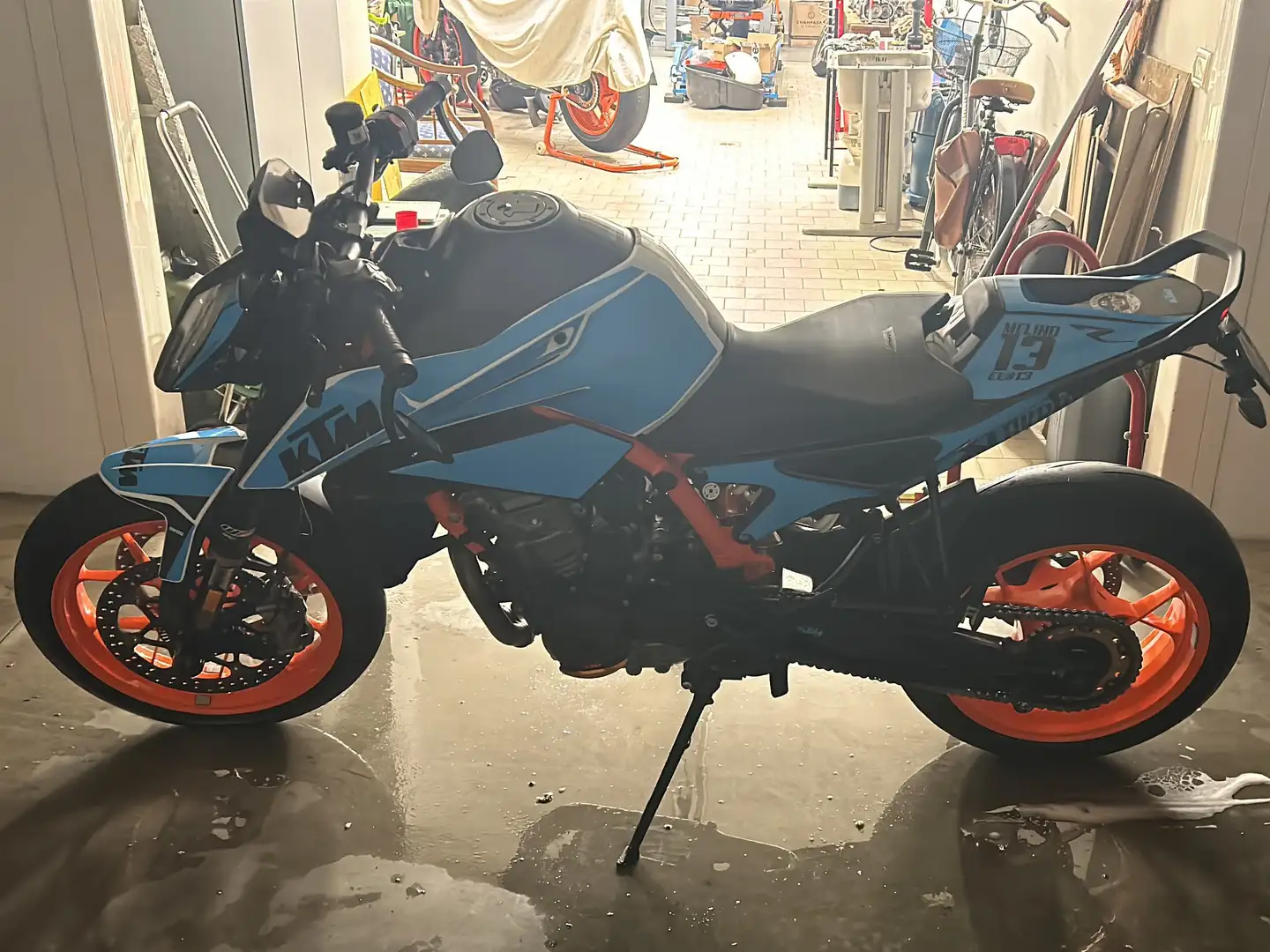 KTM 890 Duke R R Білий - 2